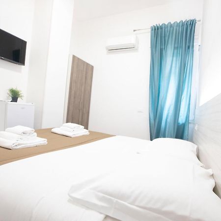 Hall Inn B&B In Nápoly Kültér fotó