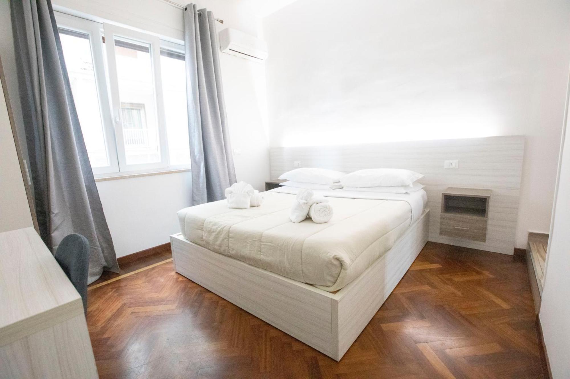 Hall Inn B&B In Nápoly Kültér fotó