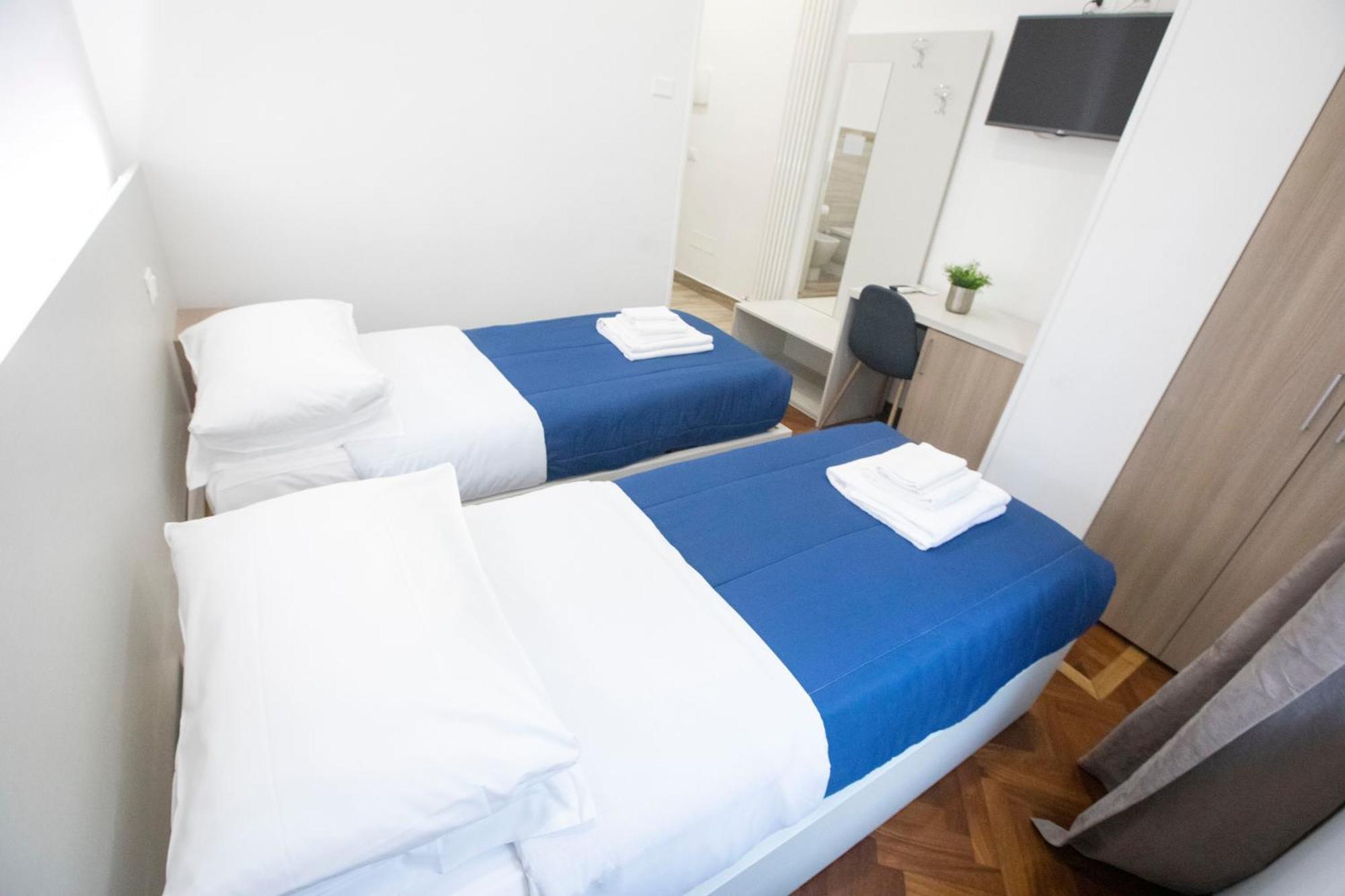 Hall Inn B&B In Nápoly Kültér fotó