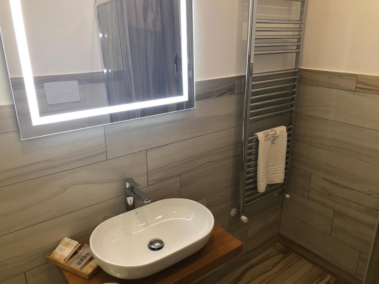Hall Inn B&B In Nápoly Kültér fotó