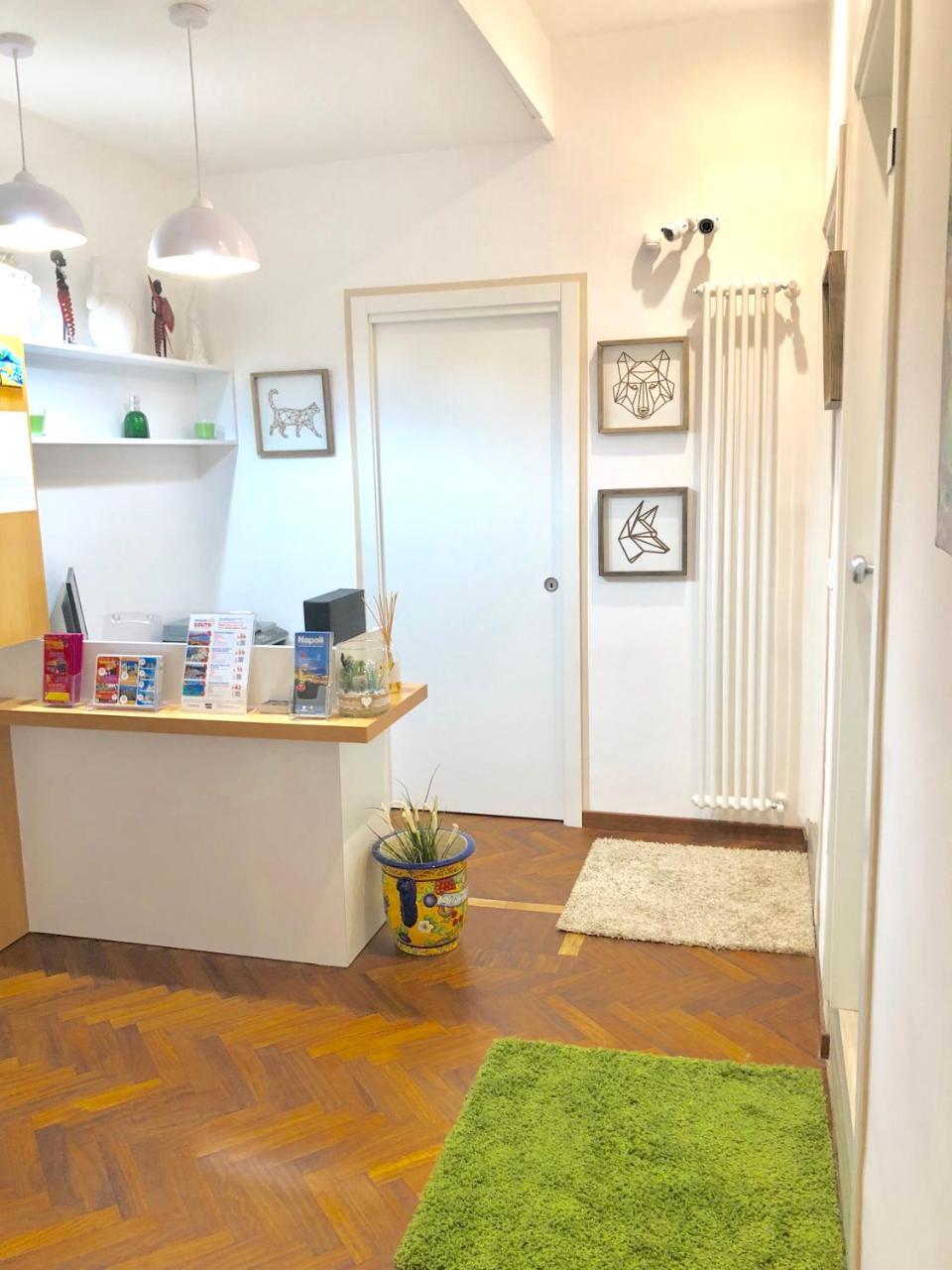 Hall Inn B&B In Nápoly Kültér fotó