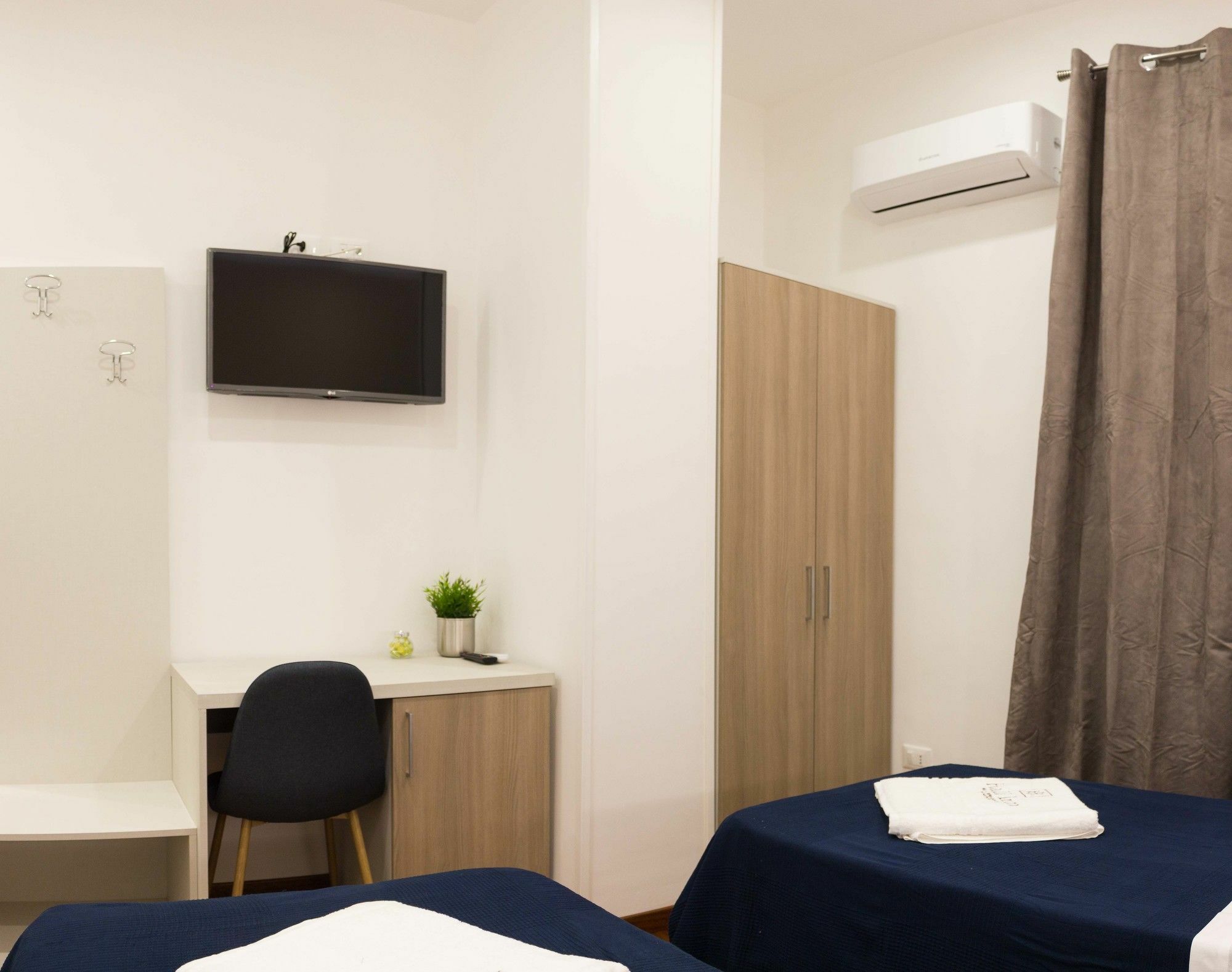 Hall Inn B&B In Nápoly Kültér fotó